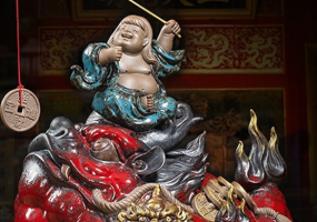 LƯU HẢI HÝ KIM TIỀN